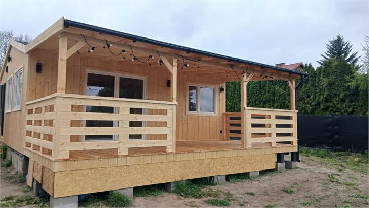 Domek podczas prac wykończeniowych - realizacja Pan Domek