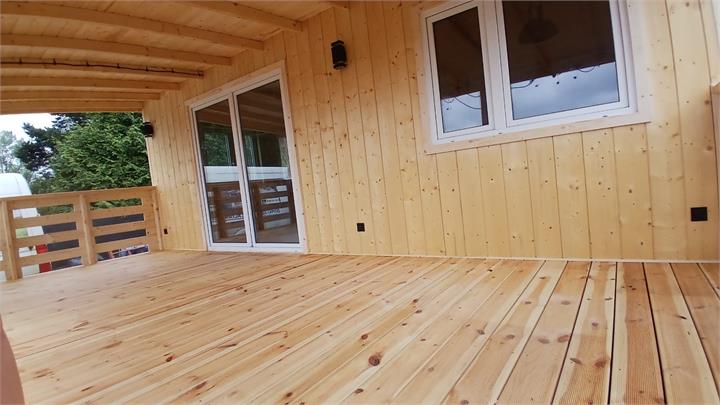Deski tarasowe i balustrada - realizacja Pan Domek