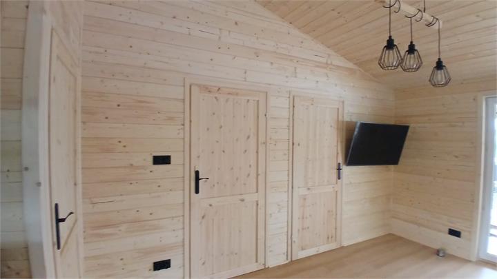 Przejście do pomieszczeń - realizacja Pan Domek